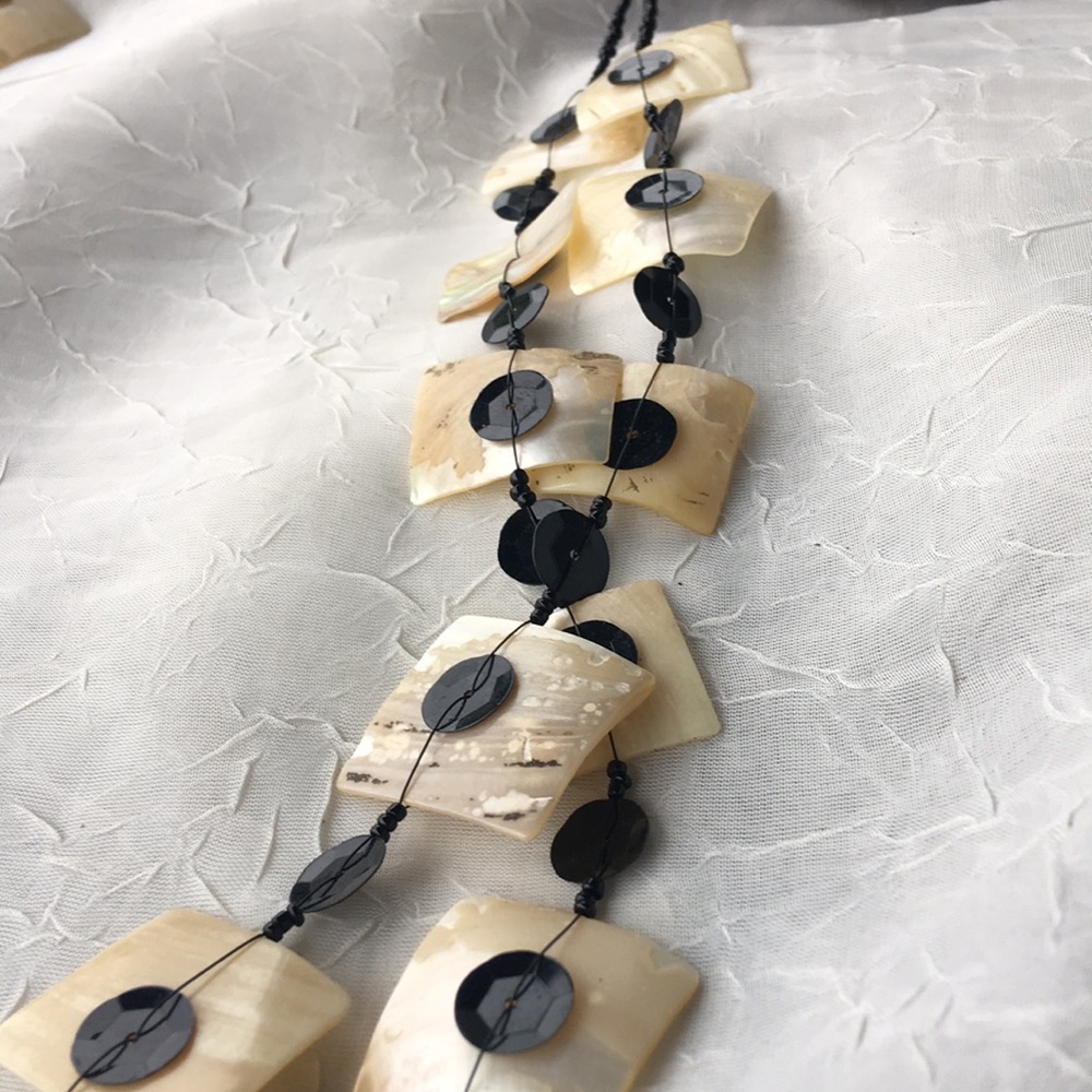 Double Strand Shell Necklace - Picture 3 of 4